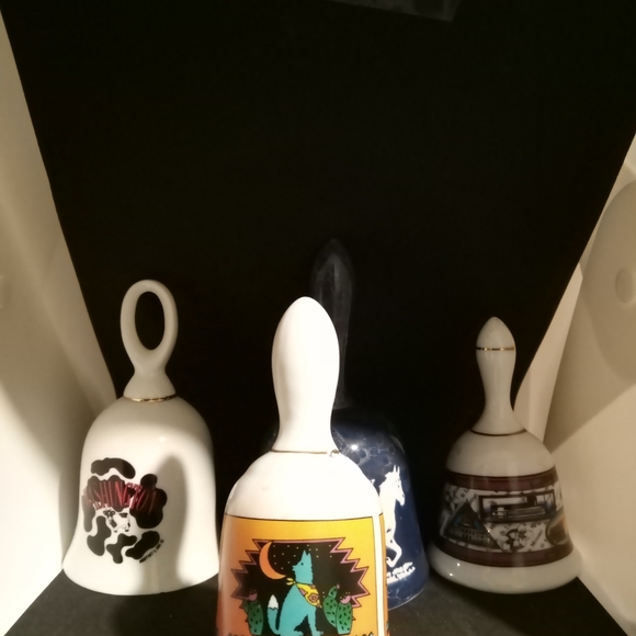 Vintage collectibles State bells - Picture 1 of 3